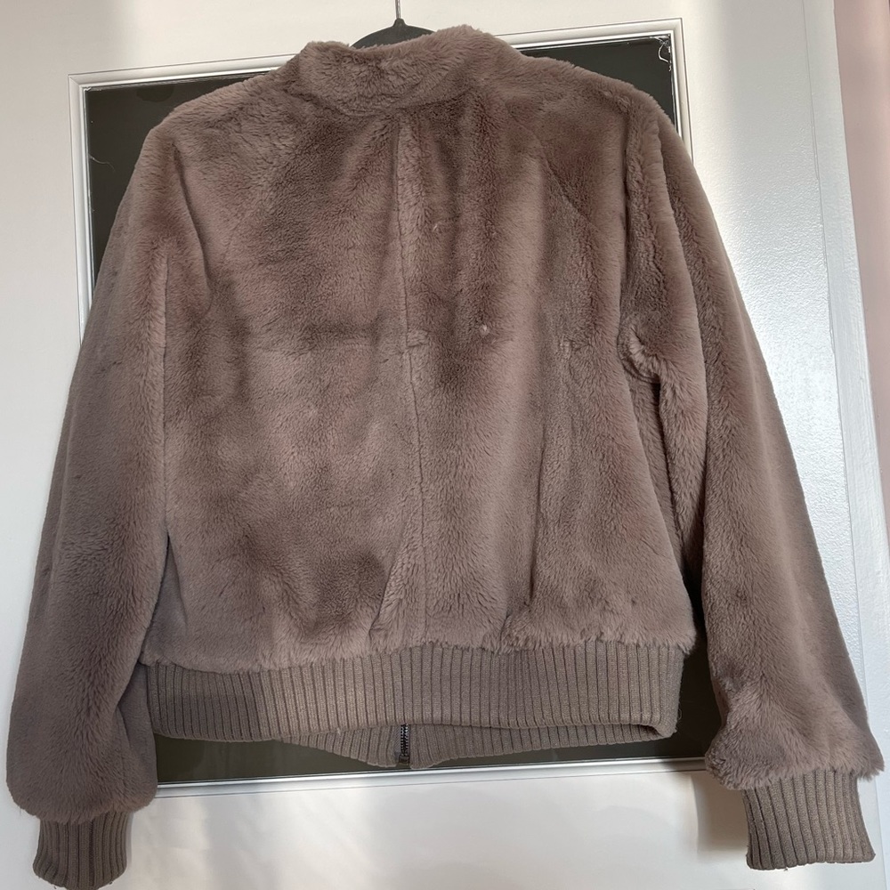 Banana Republic Taupe Faux Fur Jacket - Picture 2 of 5